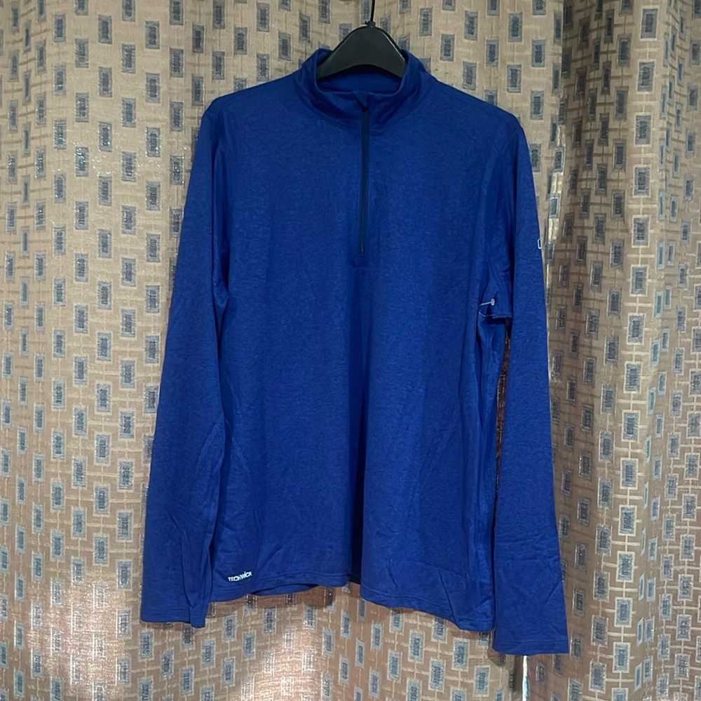 New EMS Techwick Women’s 1/4 Zip Base Layer size Large -